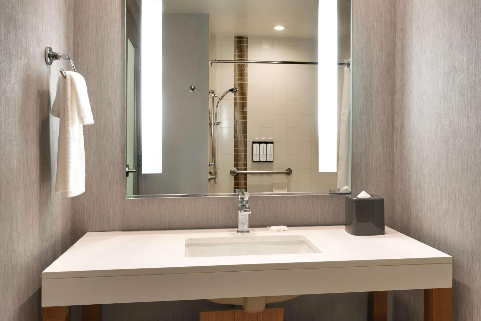 Hyatt Place At Anaheim Resort / Convention Center Ngoại thất bức ảnh